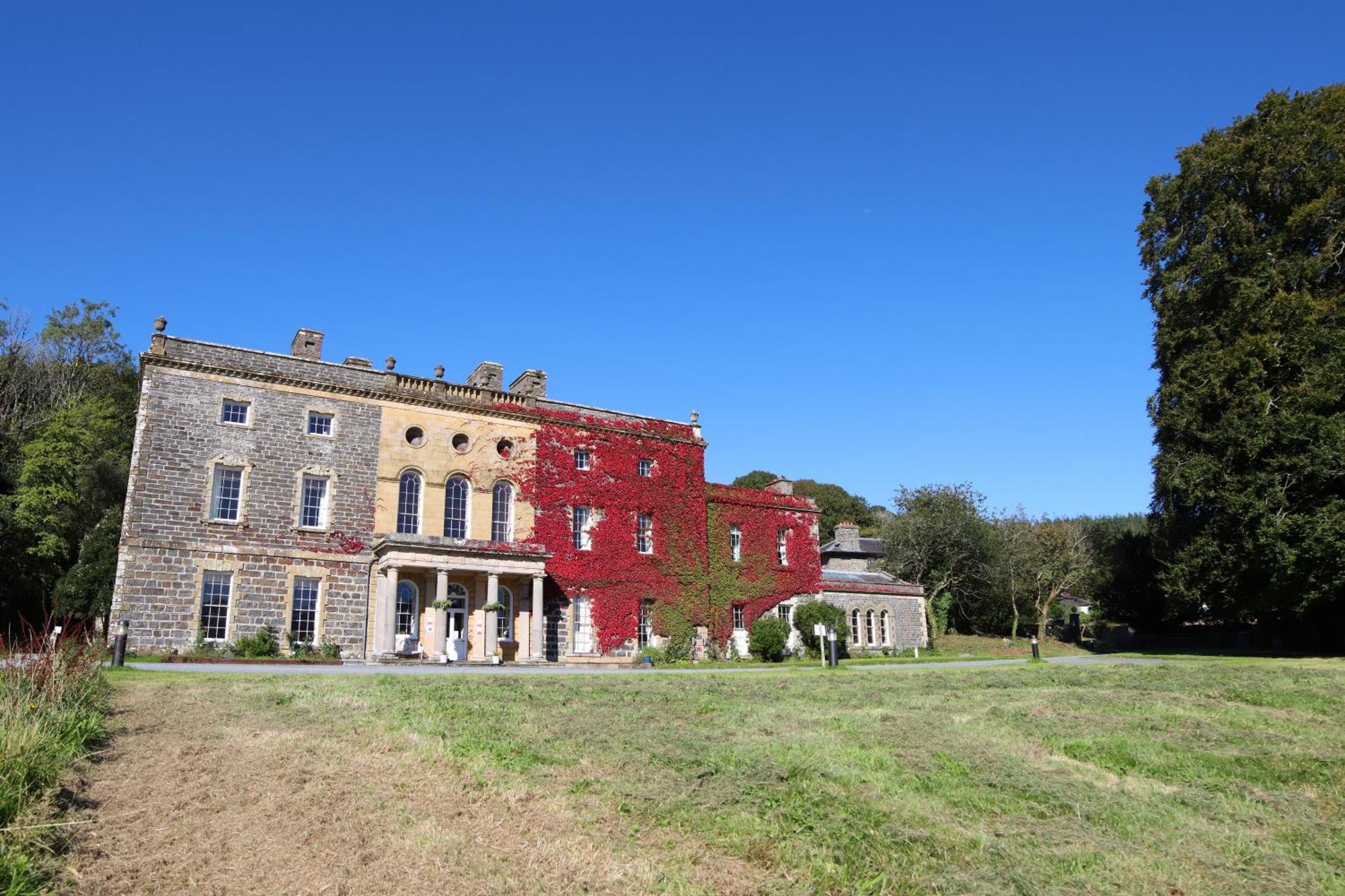 آبيريستويث Plas Nanteos Mansion المظهر الخارجي الصورة